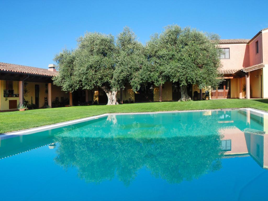 Villa Su Massaiu Turri Exterior foto